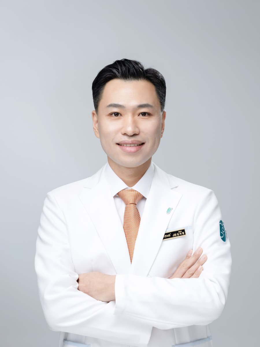 김의정 대표원장 프로필 사진